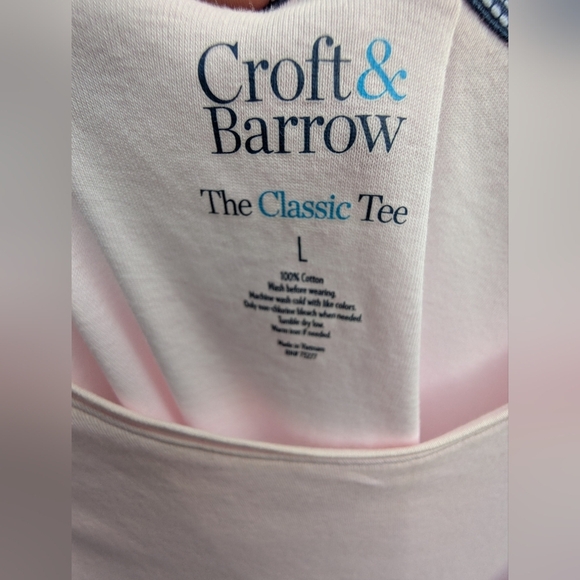 Croft & Barrow Essential Crewneck TeeColor: Pink  Size:L (EUC) - Picture 7 of 8